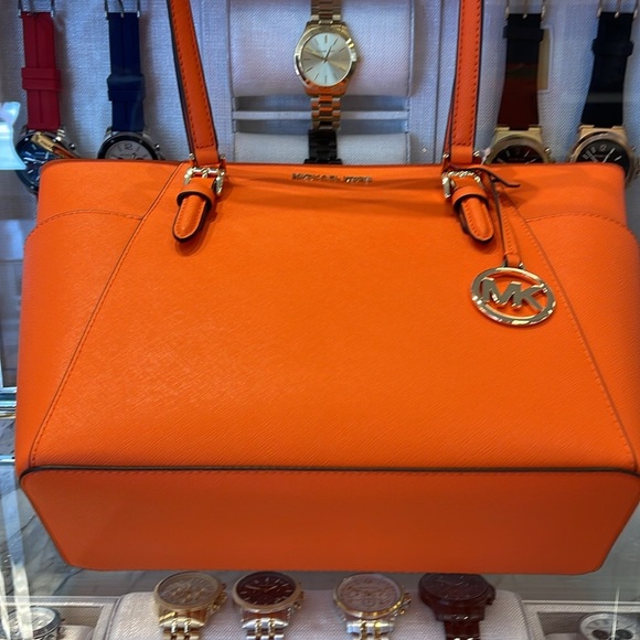 MICHAEL KORS
Jet Set Large Crossgrain Leather Top-Zip Charlotte Tote Shoulder - Picture 7 of 16